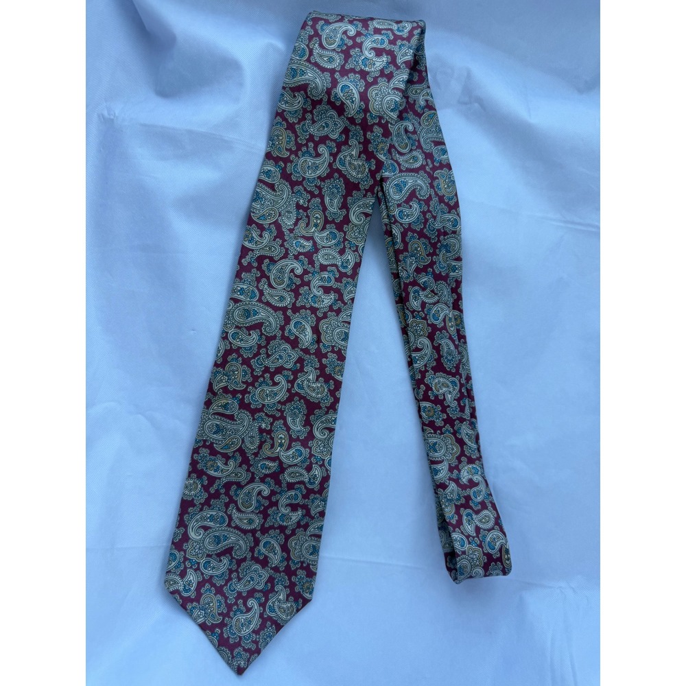 Christopher Hayes Mens Silk Paisley Necktie Burgundy Blue Gold USA Made Tie